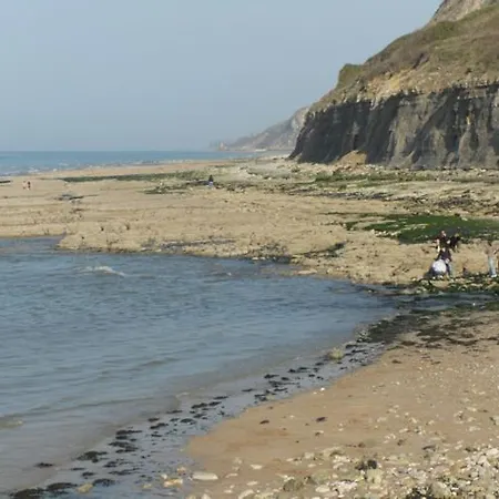 Holiday home Gites De Port-en-Bessin-Huppain