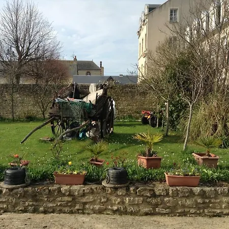 Gites De Holiday home Port-en-Bessin-Huppain