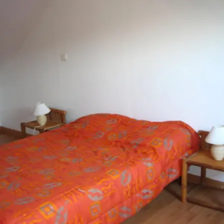 Holiday home Gites De Port-en-Bessin-Huppain